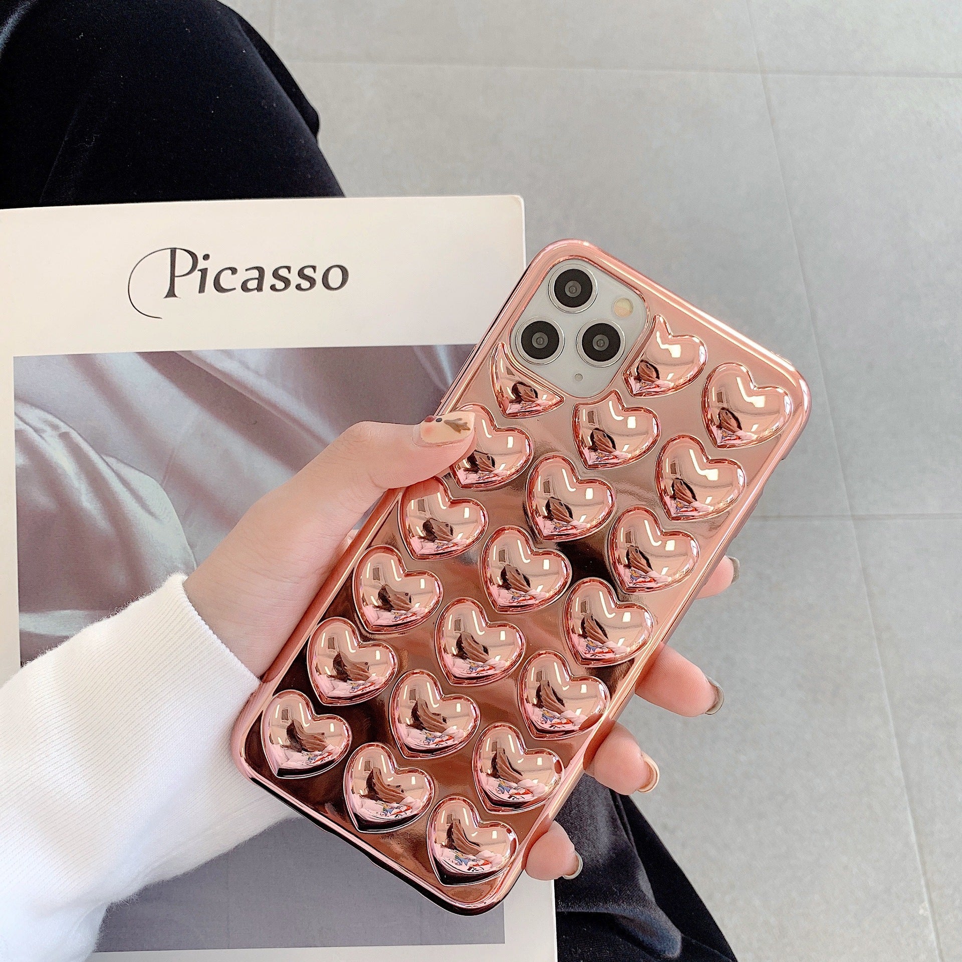 Wholesale Electroplated Three-dimensional Love Phone Cases